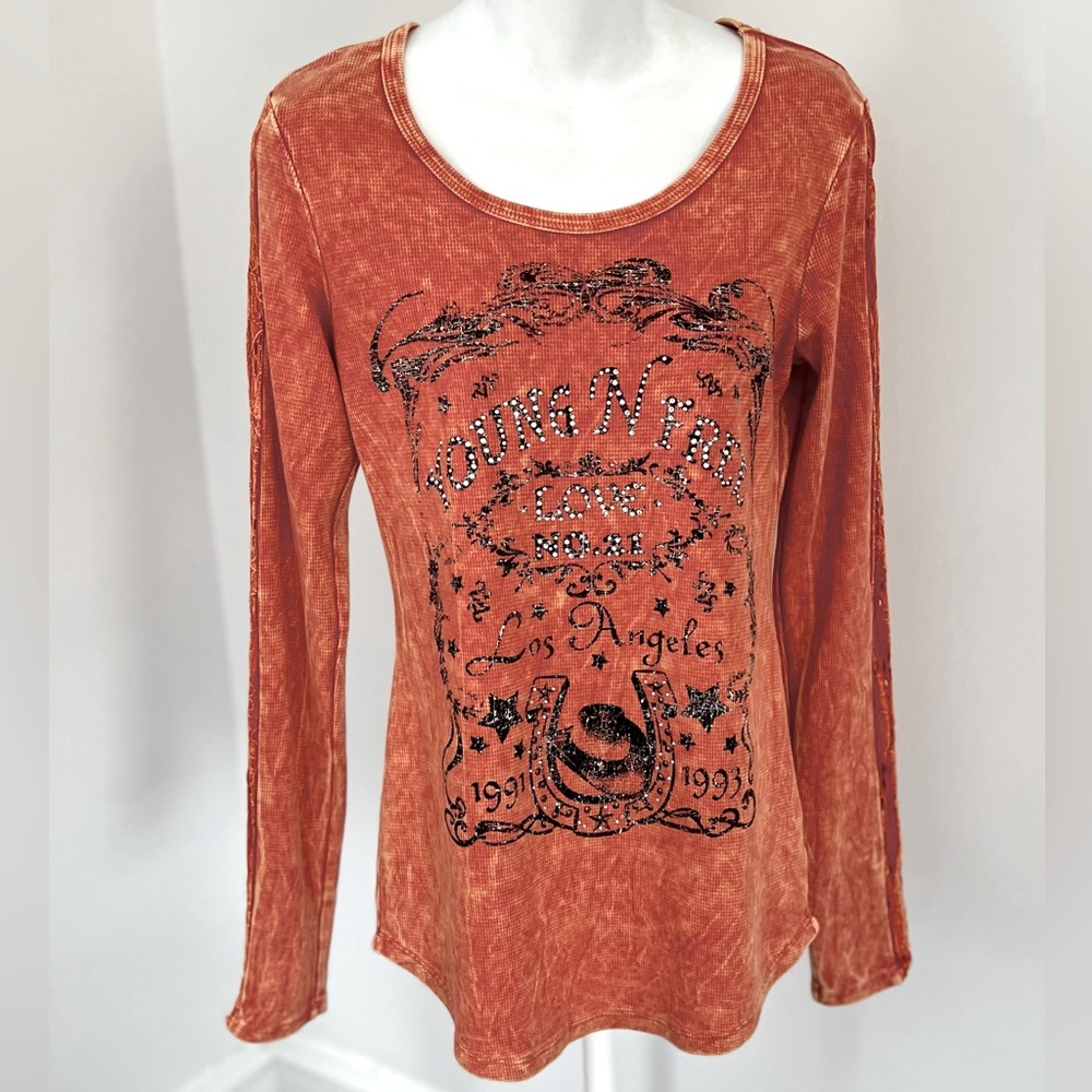 Daytrip Burnt Orange Waffle Knit Graphic Top